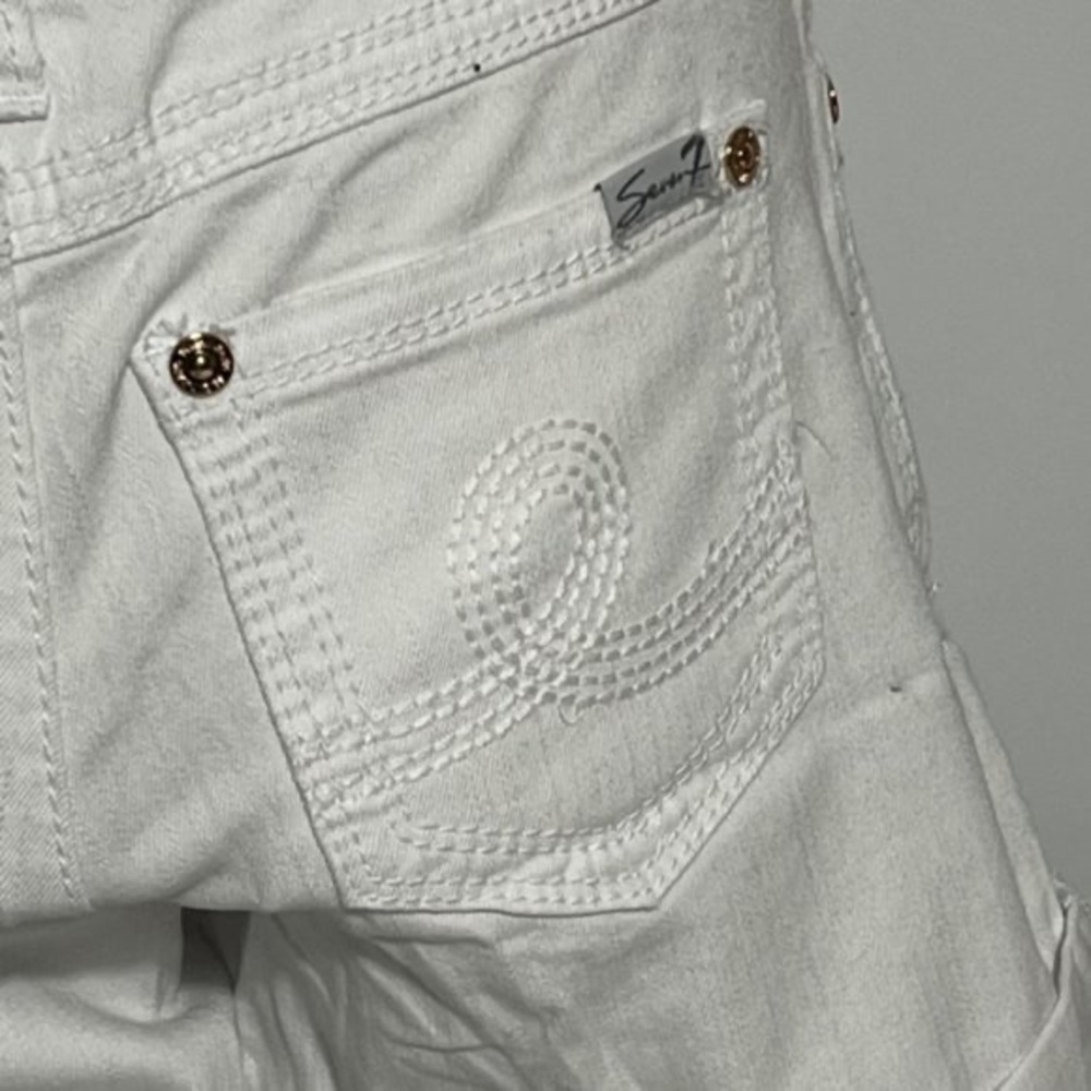 SEVEN7 White Jeans Shorts Size 8 NWT - Picture 11 of 12